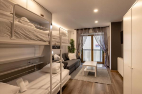 Estudio Para Grupos Pequeños en El Pas De La Casa - Céntrico